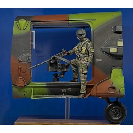 Observateur & Mitrailleur d'hélicoptère